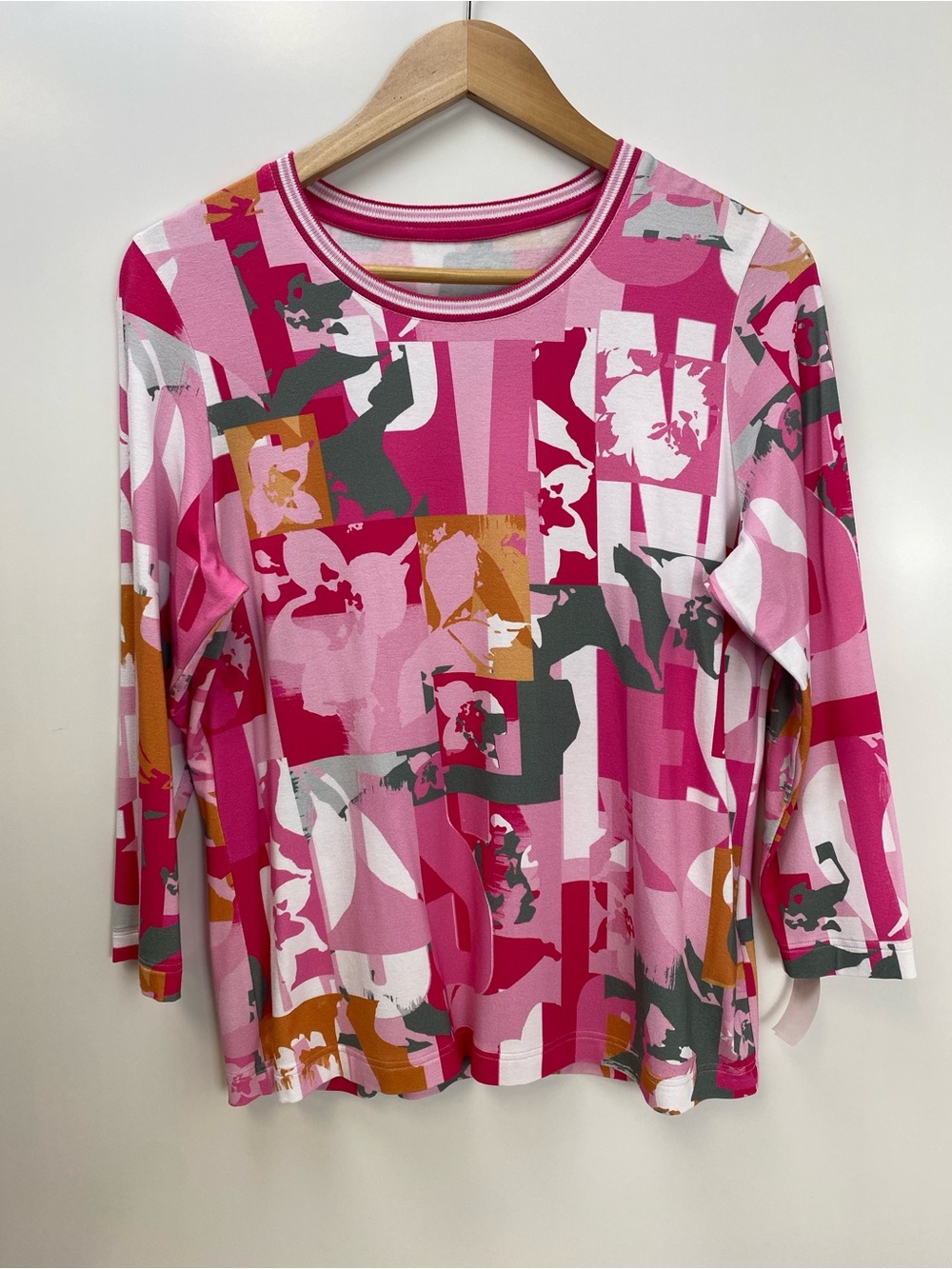 Rabe Women’s Pink Abstract Floral Long-Sleeve Tee